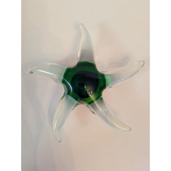 Glass Starfish Paperweight Green & Clear 6" Decorative Art Piece - Picture 1 of 4